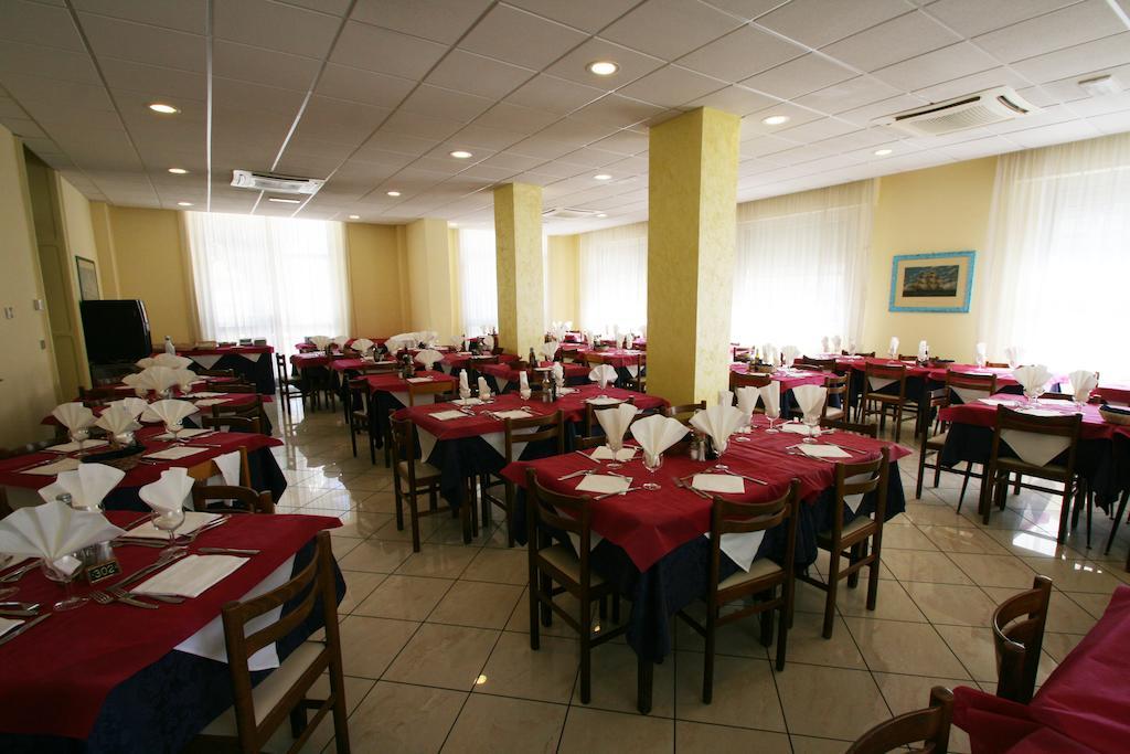 Hotel Quisisana Rimini Exteriör bild