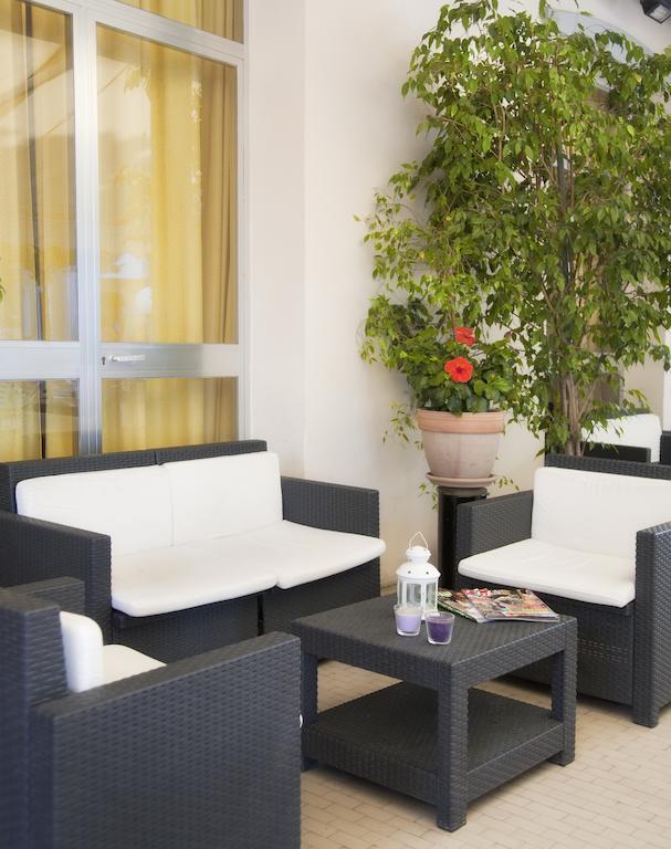 Hotel Quisisana Rimini Exteriör bild